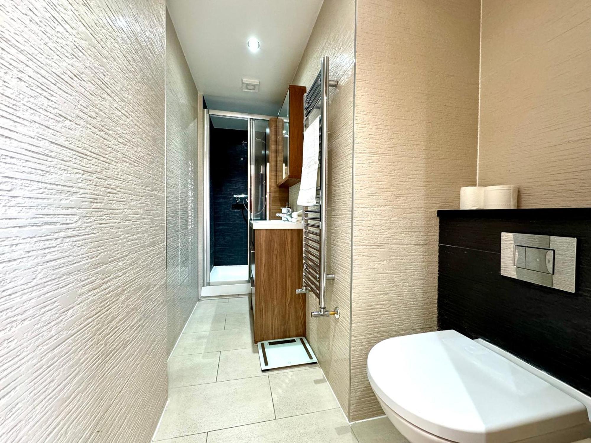 Chic 1 Bedroom Apartment Central London By Wild Экстерьер фото